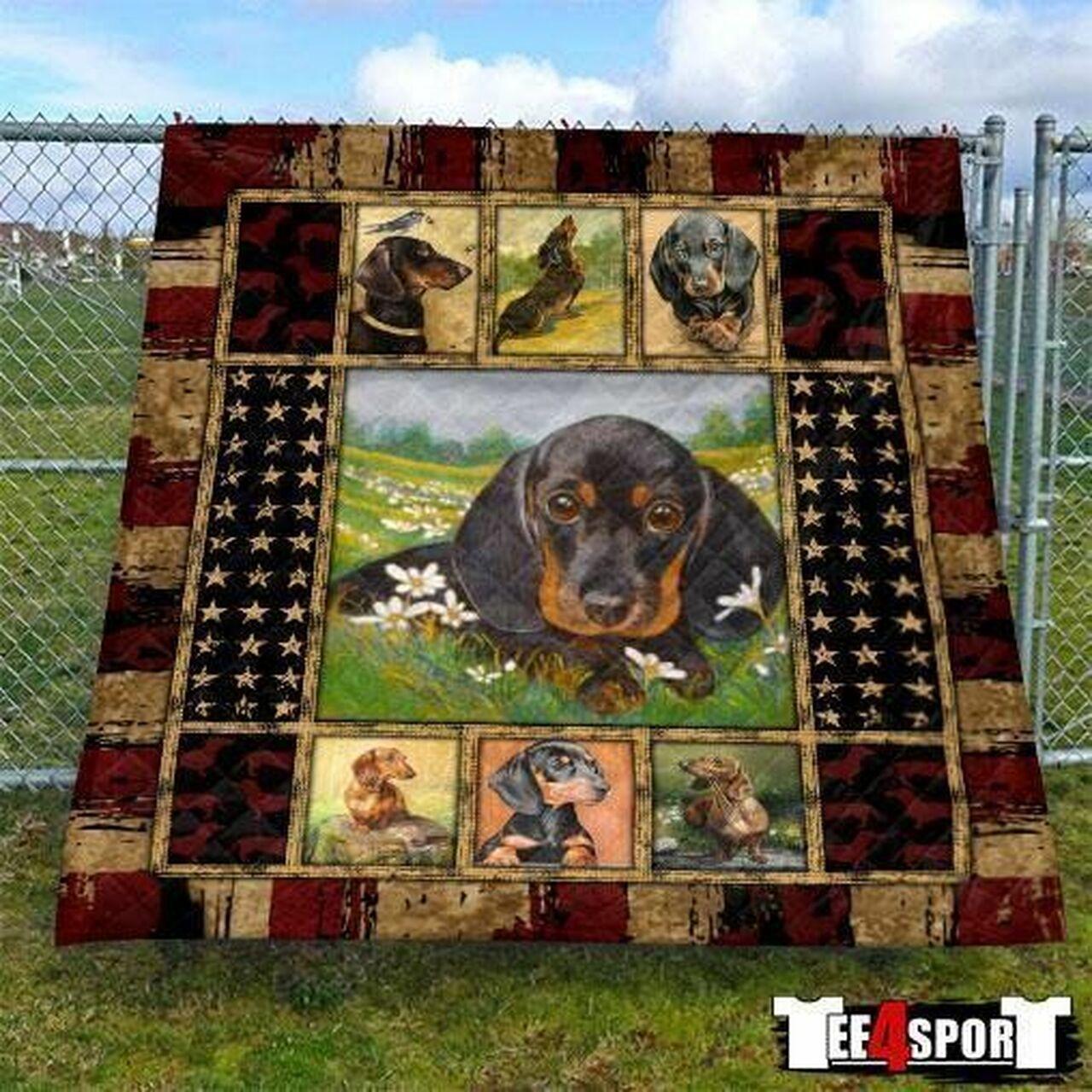 Dachshund Dog Lovers DHCDHC NT2410 Quilt Blanket and Home Decor