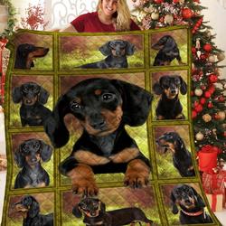 Dachshund Hur Quilt Bevrls and Home Decor
