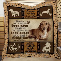 Dachshund Jfj Quilt Rhc and Home Decor