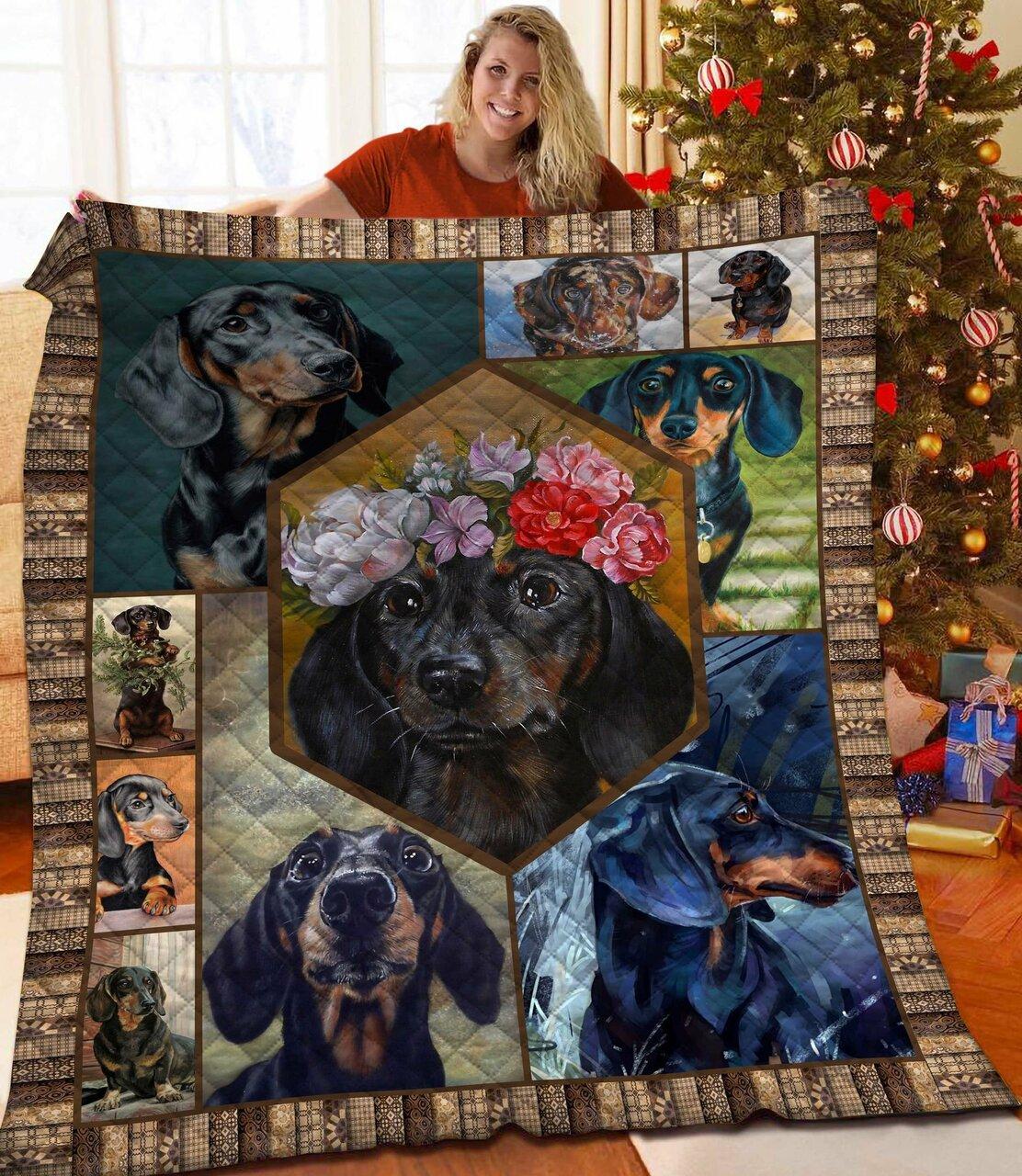 Dachshund Jfj Quilt Shg and Home Decor