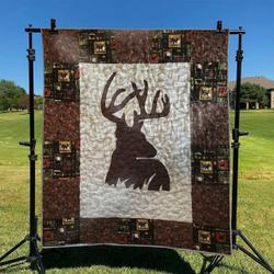 Deer Hur Quilt bx and Home Decor