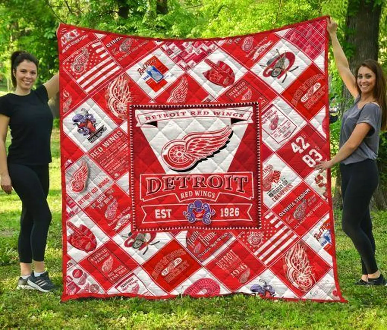 Detroit Red Wings Quilt Blanket and Home Decor