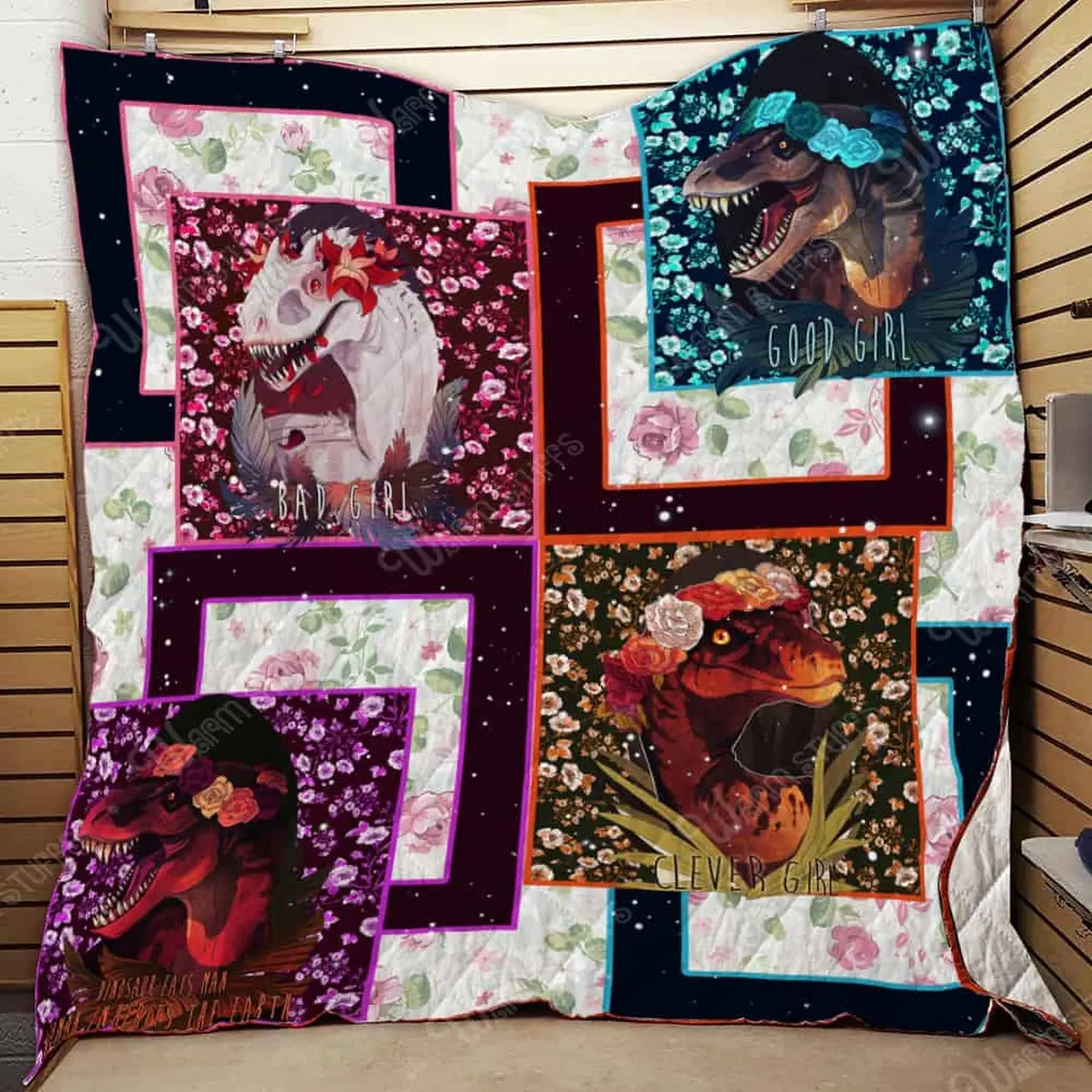 Dinosaur Quilt Kp164A and Home Decor