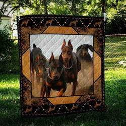Doberman Running Hur Quilt Bevrxe and Home Decor