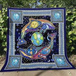 Dolphin Hn130712 Quilt Blanket and Home Decor