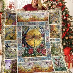 Dragonfly Quilt Nqz and Home Decor