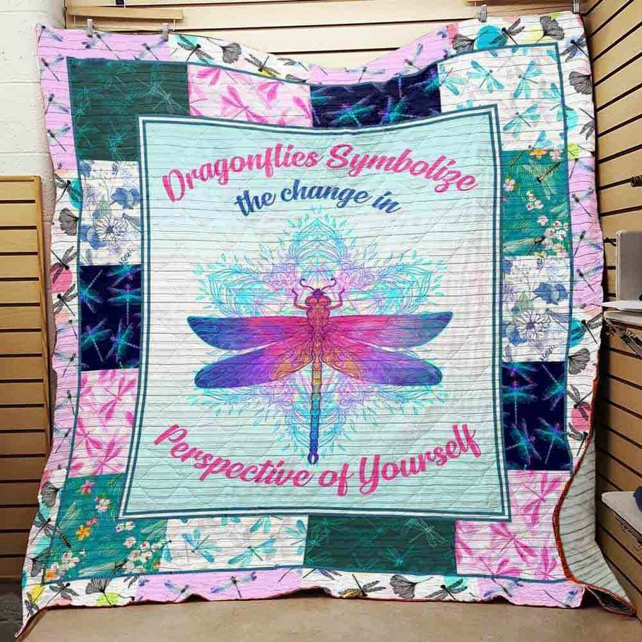 Dragonfly Quilt Off and Home Decor