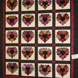 Dresden Heart Hur Quilt hq and Home Decor