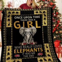 Elephant Quilt Pjf and Home Decor