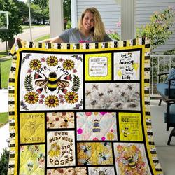 Even Busy Bees Stop And Smell The Roses Quilt Blanket Great Customized Blanket Gifts For Birthday Christmas Thanksgiving and Home Decor