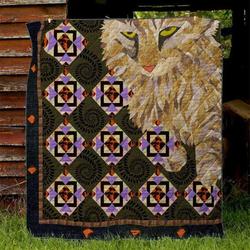 Fastidious Cat Quilt Blanket  Quilt and Home Decor