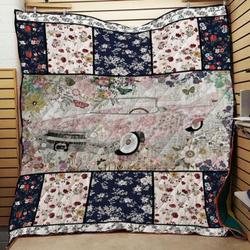 Flower Cadillac Car Washable Handmade Quilt 1212-03 and Home Decor