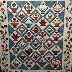 Flower Hur Quilt Cysita and Home Decor