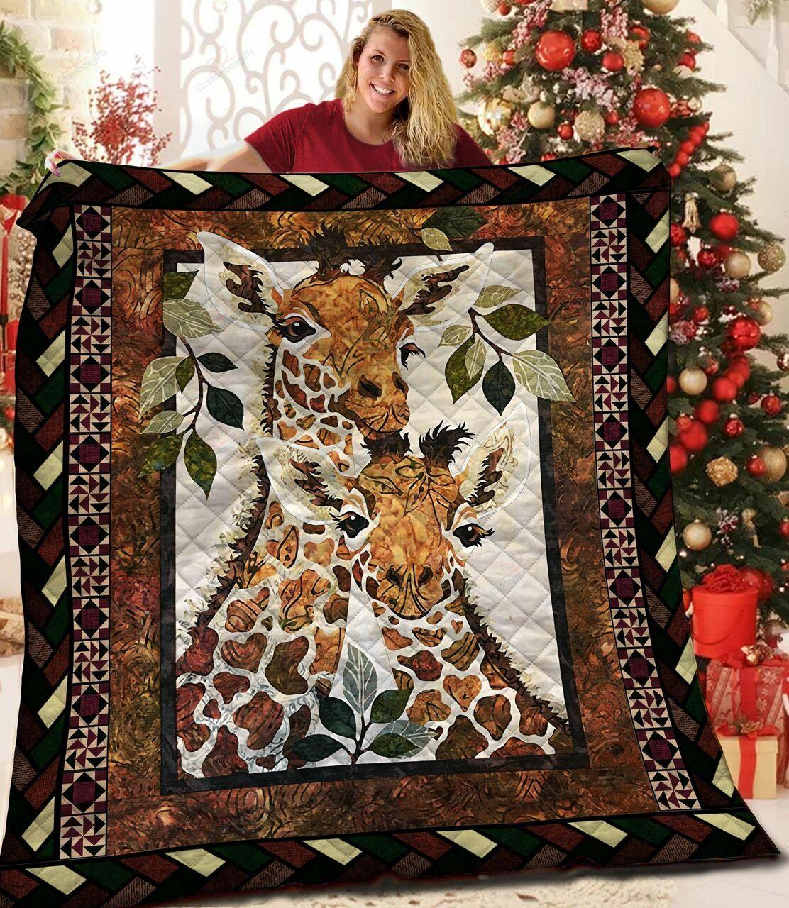 Giraffe NT2309024CL Quilt Blanket and Home Decor