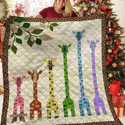 Giraffe Quilt Hod and Home Decor