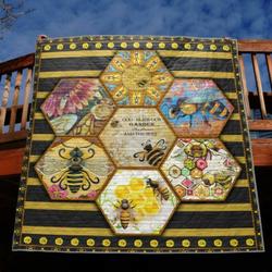 God Bless Our Garden Flowers And The Bees Quilt Blanket Tm99  Quilt and Home Decor