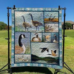 Goose DHCCNA0909 Quilt Blanket and Home Decor