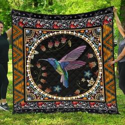 Graphic Art Humming Bird Quilt Ibj Fuct2509 and Home Decor
