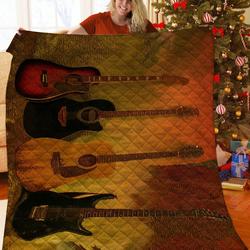 Guitar Quilt Wnl and Home Decor