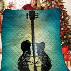 Guitar Quilt Wrm and Home Decor