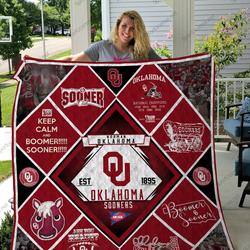 H - Os 9 Quilt Blanket and Home Decor