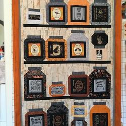 Halloween Apothecary Jar Hur Quilt Cysiat and Home Decor