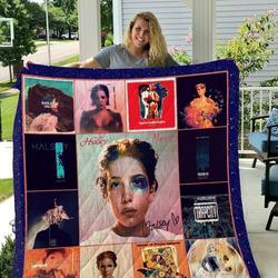 Halsey Singer Art Quilt Blanket All Season Plus Size Quilt Blanket and Home Decor