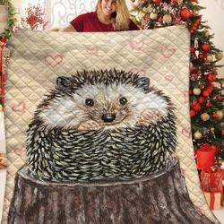 Hedgehog Quilt Wfo and Home Decor