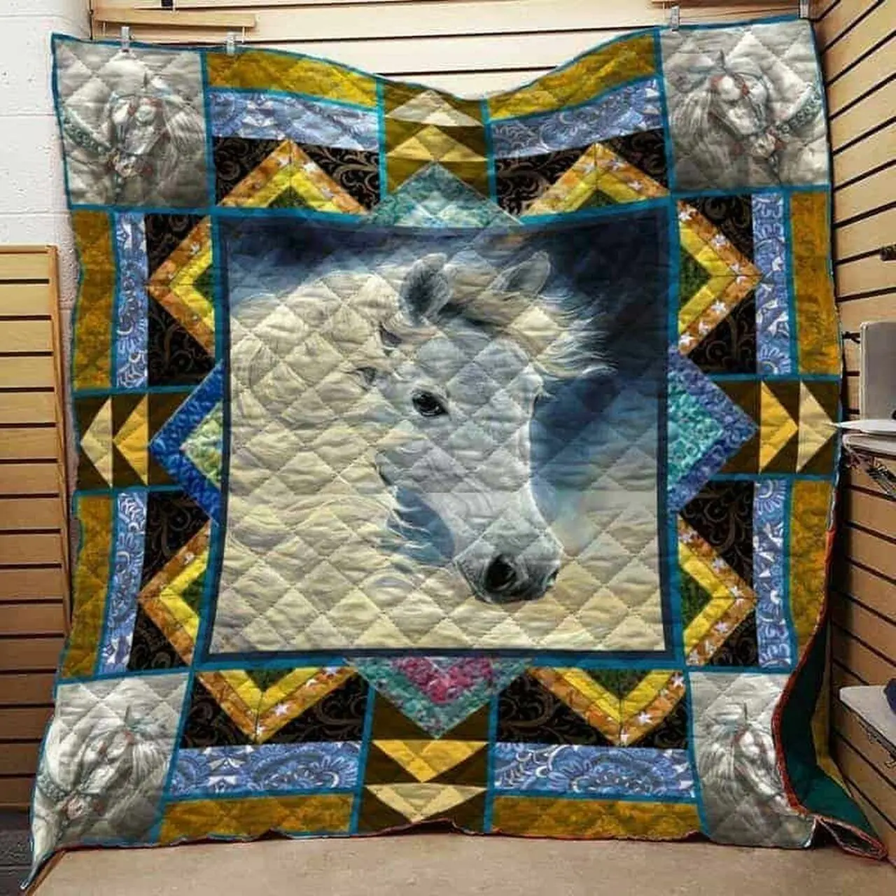 Horse Cla1610229Q Quilt Blanket and Home Decor