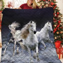 Horse Quilt Pid and Home Decor