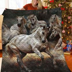 Horse Quilt Pkv and Home Decor