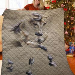 Horse Quilt Pnd and Home Decor
