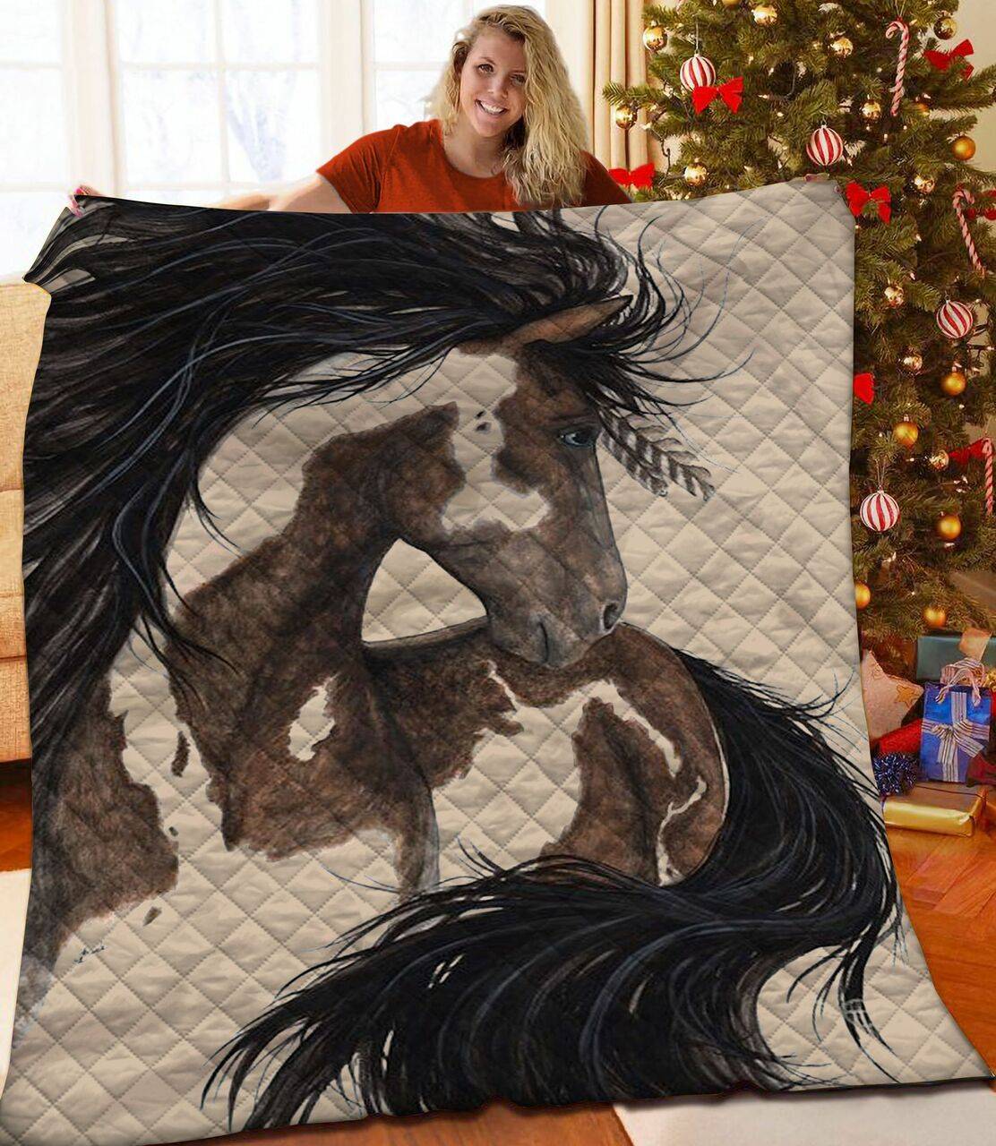 Horse Quilt Pro and Home Decor