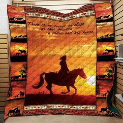 Horse Quilt Pul and Home Decor