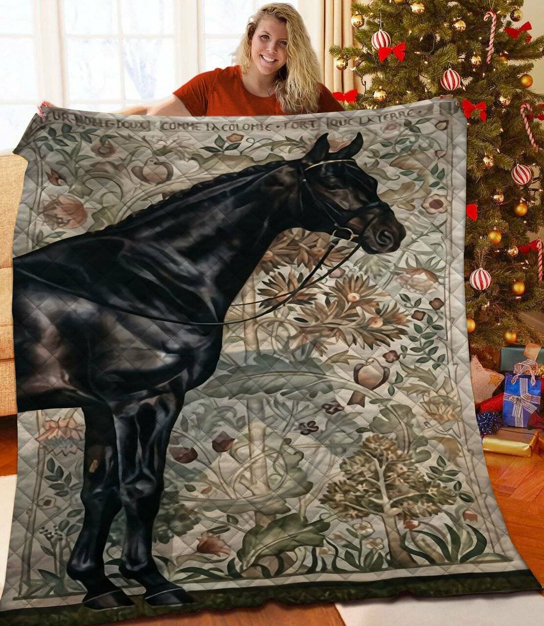 Horse Quilt Qle and Home Decor