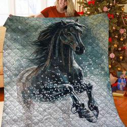 Horse Quilt Qmx and Home Decor
