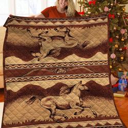 Horse Quilt Sxa and Home Decor