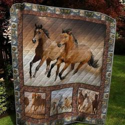 Horse U Quilt Vl and Home Decor