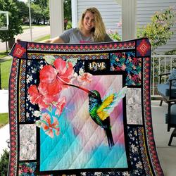 Hummingbird Collecting Honey With Flowers Pattern Quilt Blanket Great Customized Blanket Gifts For Birthday Christmas Thanksgiving and Home Decor