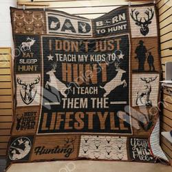 Hunting Quilt Gte and Home Decor