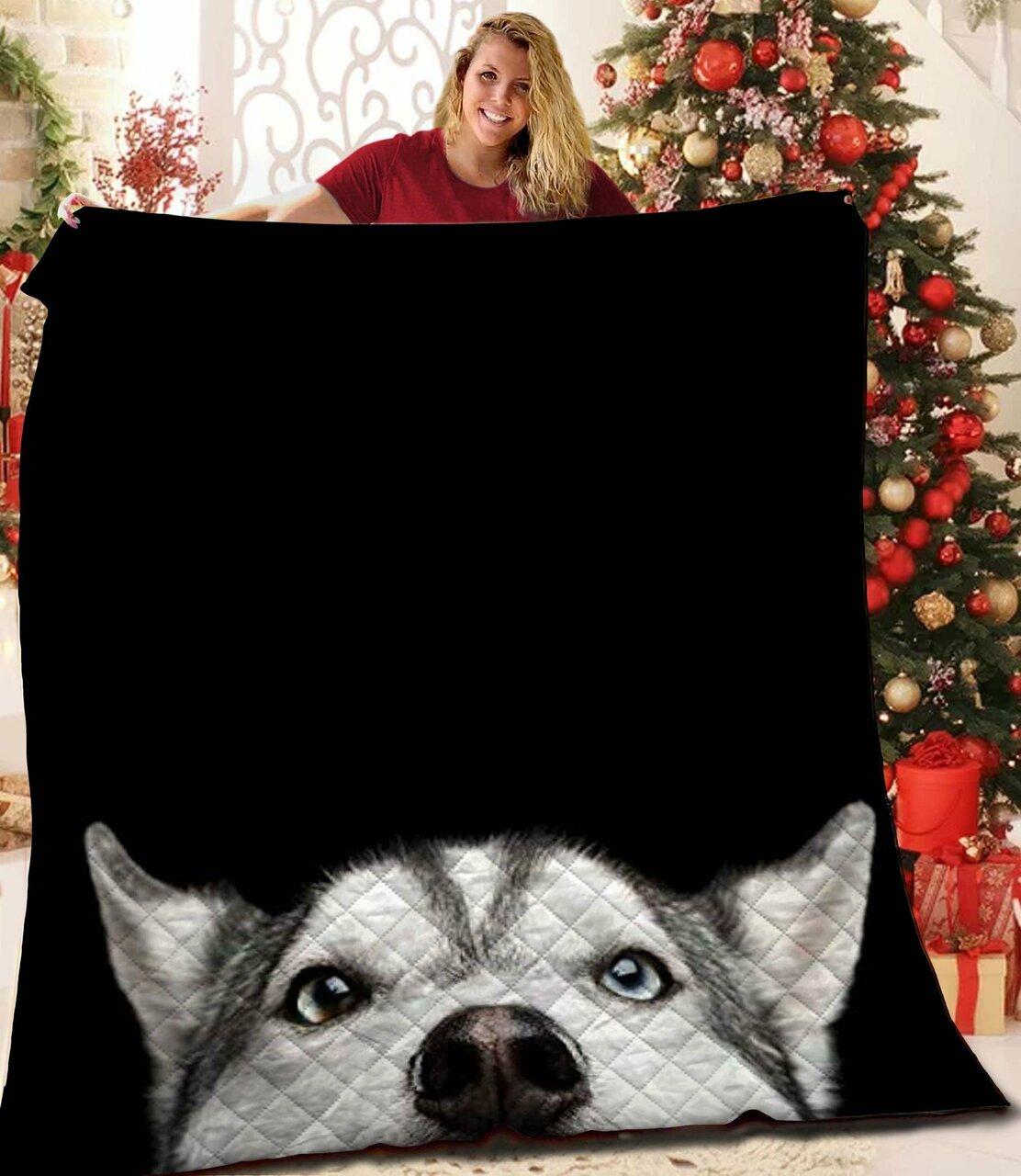 Husky Quilt Nda and Home Decor