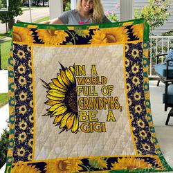 In A World Full Of Grandmas Be A Mimi Vv Family Quilt and Home Decor