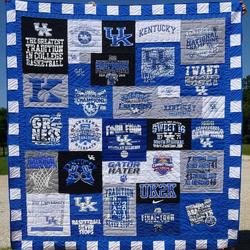 Kentucky W Quilt and Home Decor