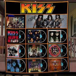 Kiss Quilt Blanket Hvt030613  Quilt and Home Decor