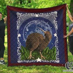 Kiwi And The Moon Quilt Tdh22114 Fuct2108 and Home Decor