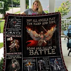 Knight Quilt Btl and Home Decor