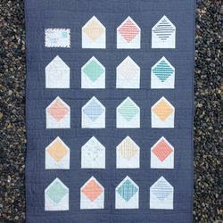 Letter Hur Quilt Bevrtd and Home Decor
