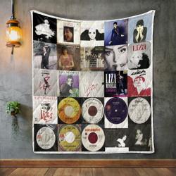 Liza Minnelli Quilt Blanket and Home Decor