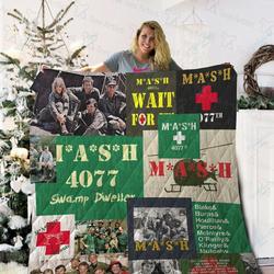 M A S H Quilt Blanket 02047 and Home Decor
