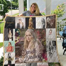 M-Danielle Bradbery Quilt Blanket For Fans Ver 17 and Home Decor